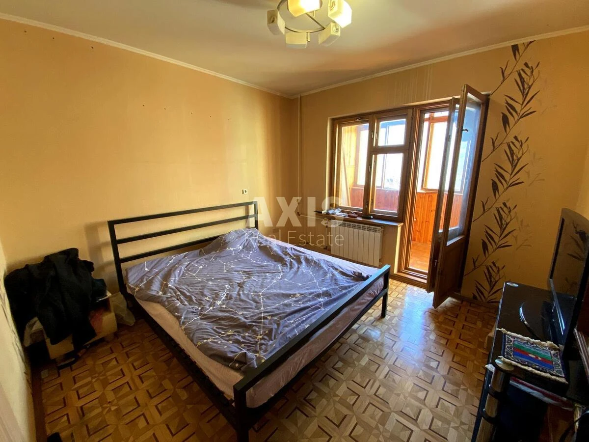 5k apartment vul. Александры Эстер 10/87665324
