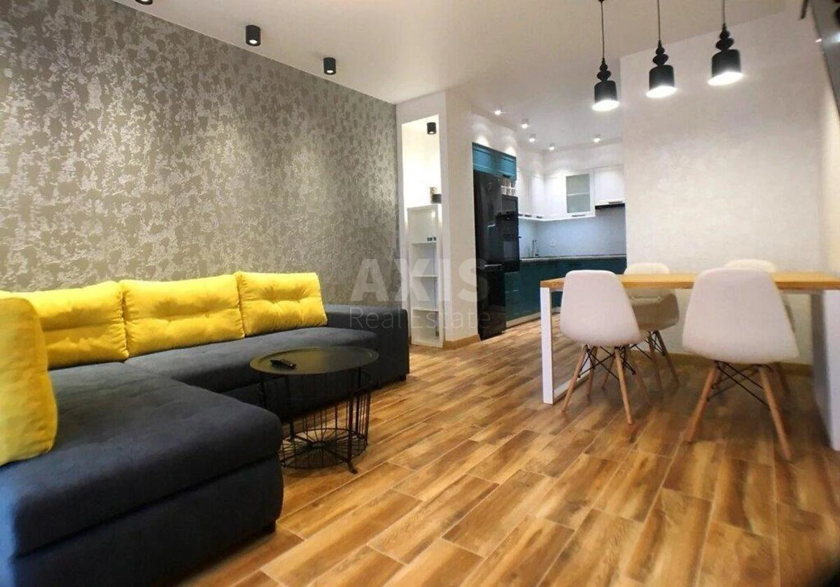 1k apartment vul. Lypkivs'kogo Vasylja Mytropolyta 16Г716862