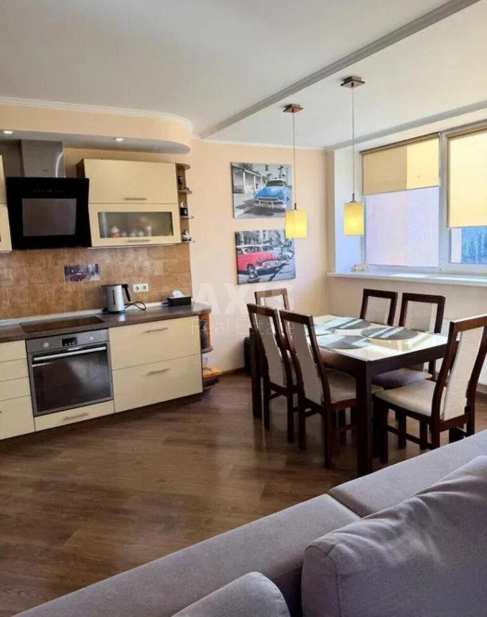 3k apartment vul. Smiljans'ka 1570213