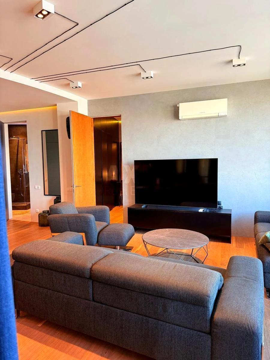 3k apartment vul. Jevgena Konoval'cja 26А655300