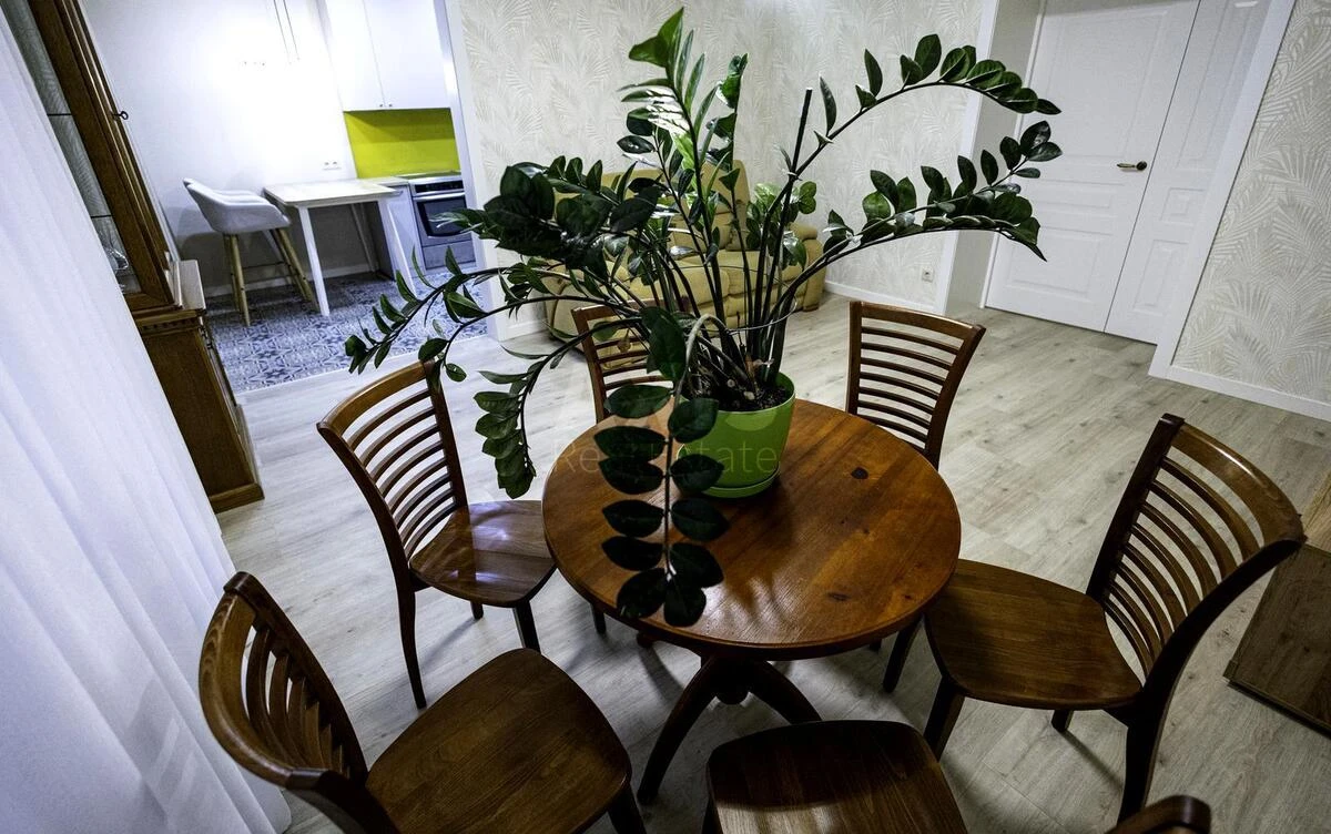 3k apartment pr-t Volodimira Іvasyuka 20Б633073