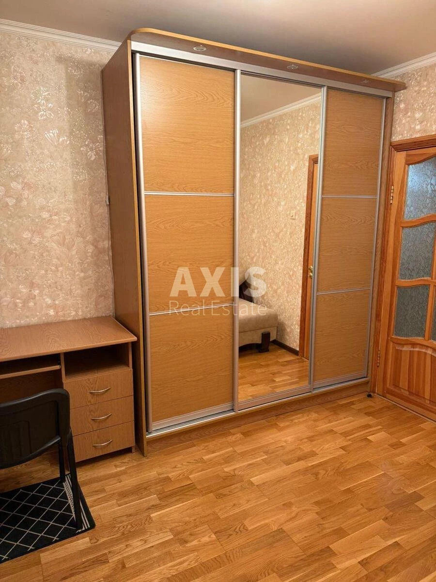 2k apartment pr-t Gongadze Georgija 32V673879