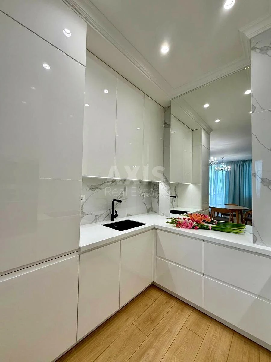 2k apartment pr-t Berestejskij 42А666350