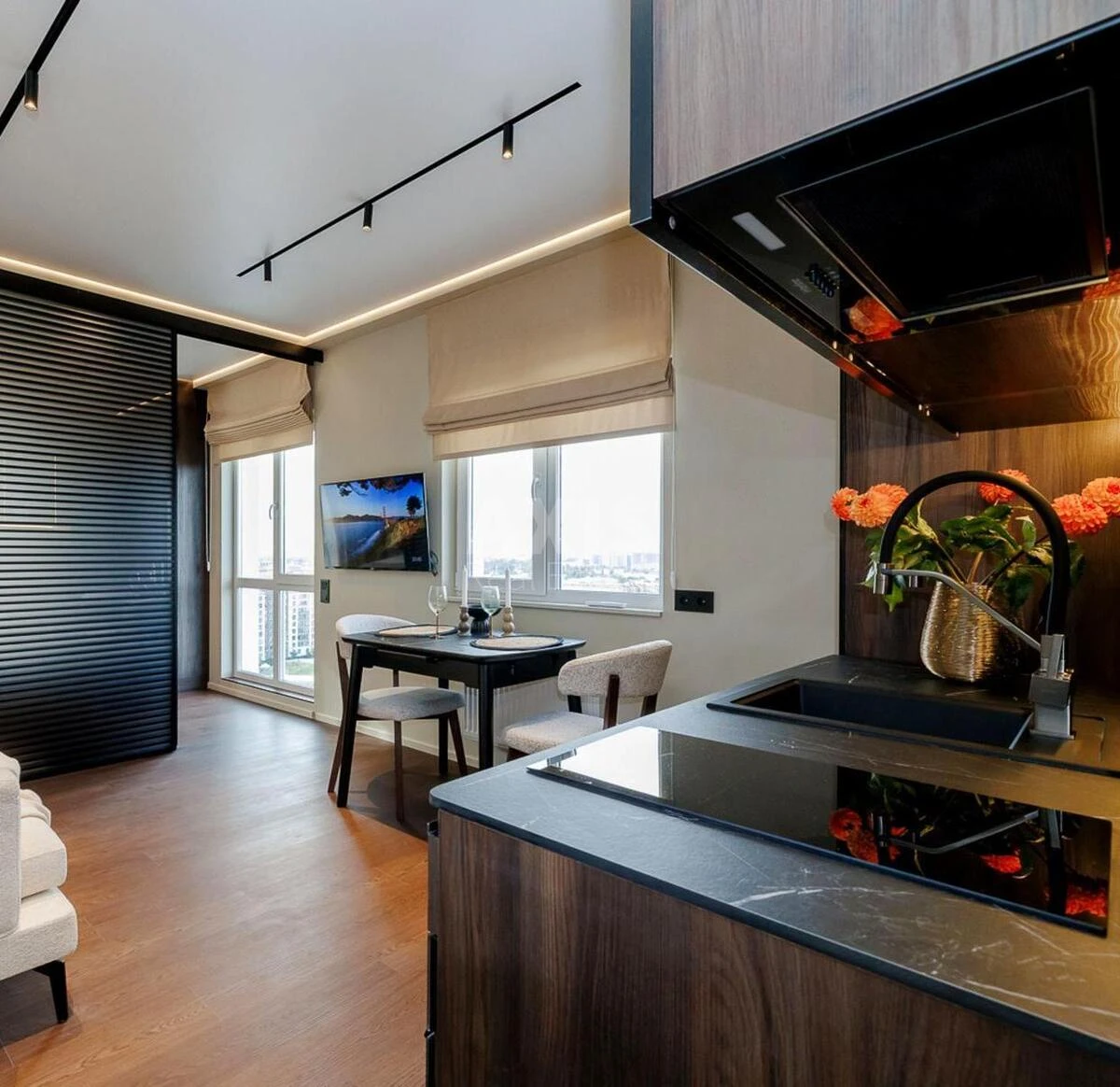 1k apartment vul. Myhajla Maksymovycha 2463655