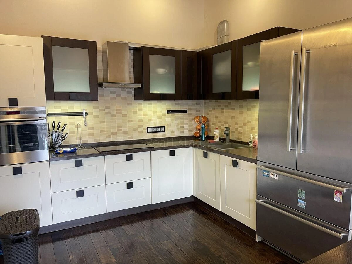 5k apartment vul. Kyrylivs'ka 14/18634986