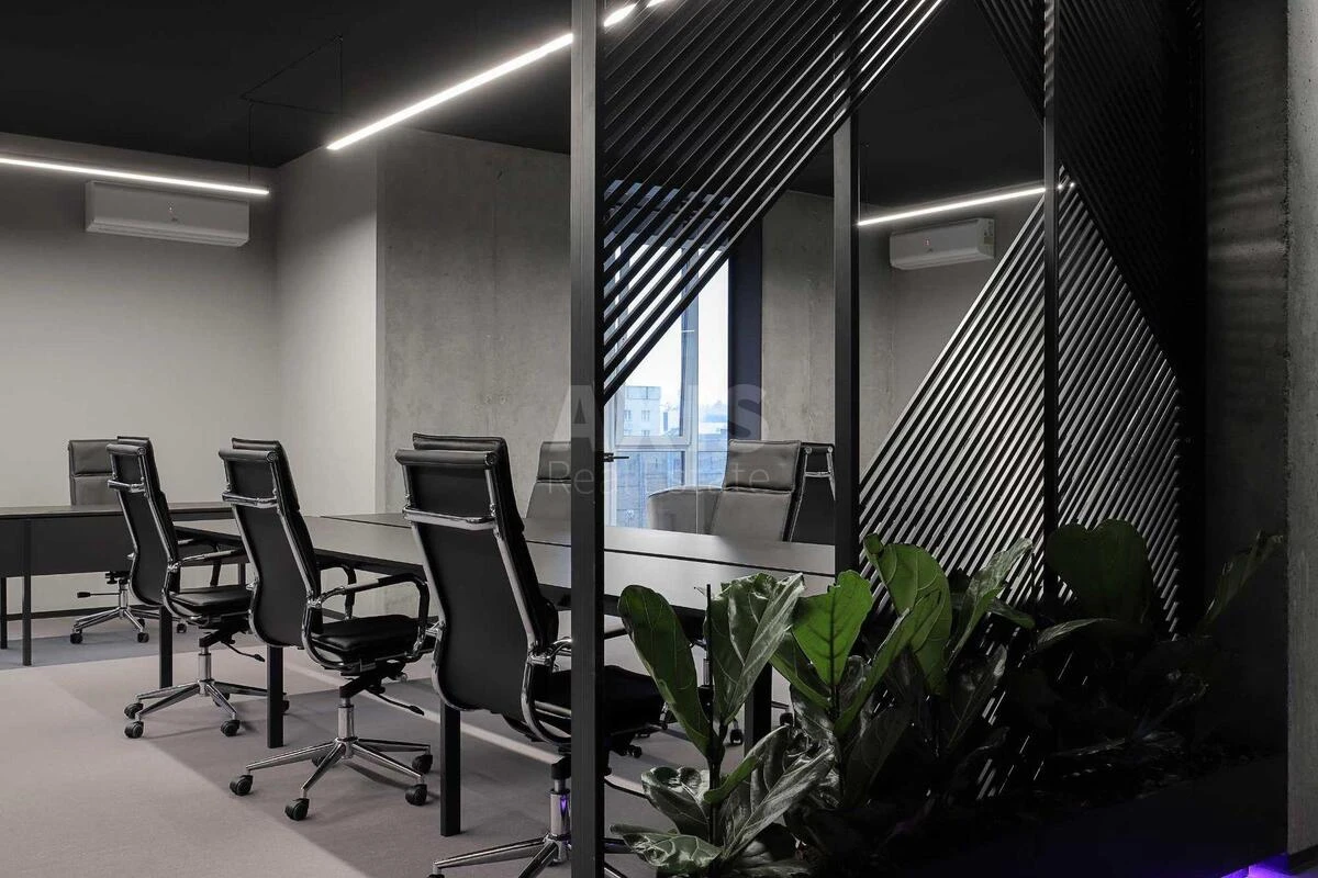 Office vul. Pan'kivs'ka 20/85, 140m2714698