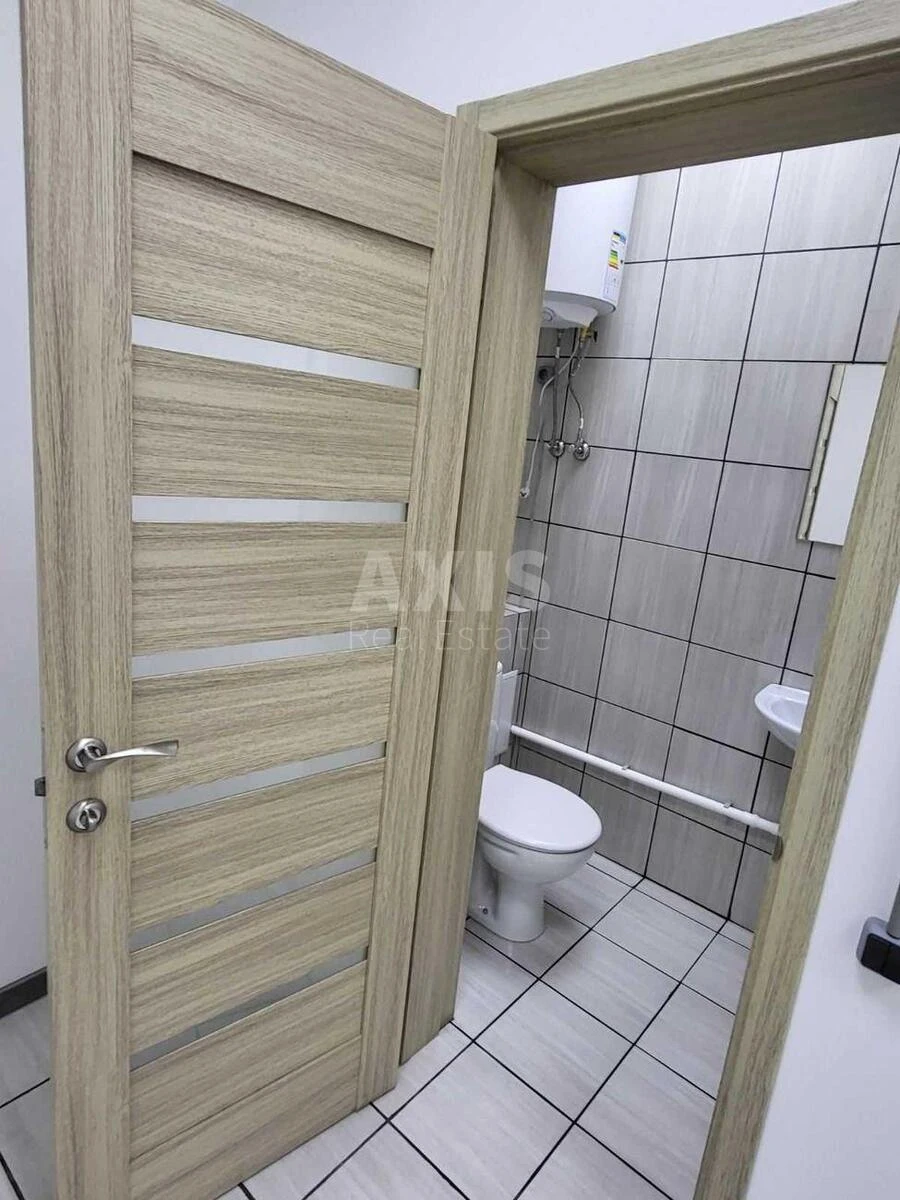 Объект торговли ул. Ахматовой Анны 35, 58м2685353