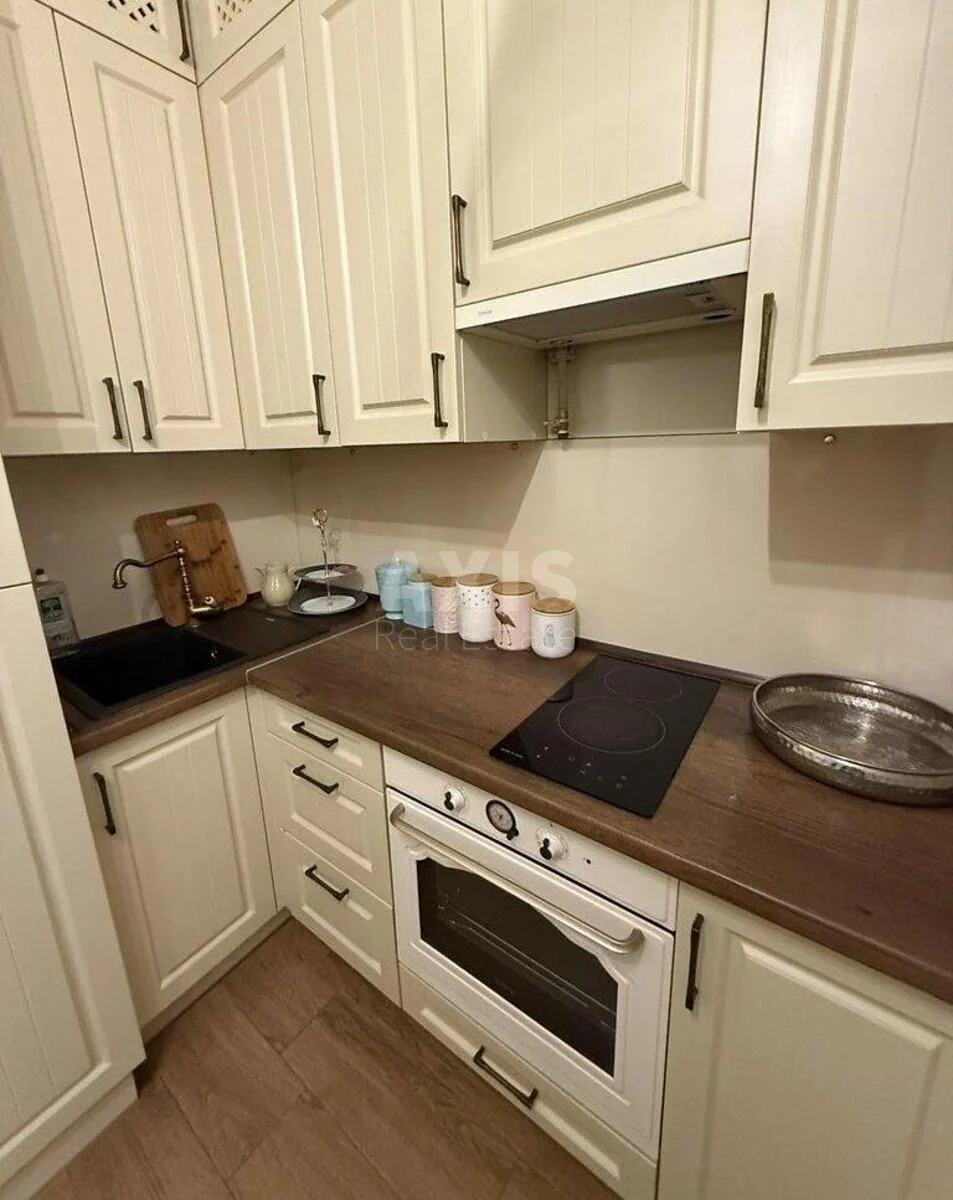 2k apartment vul. Irtys'ka 20