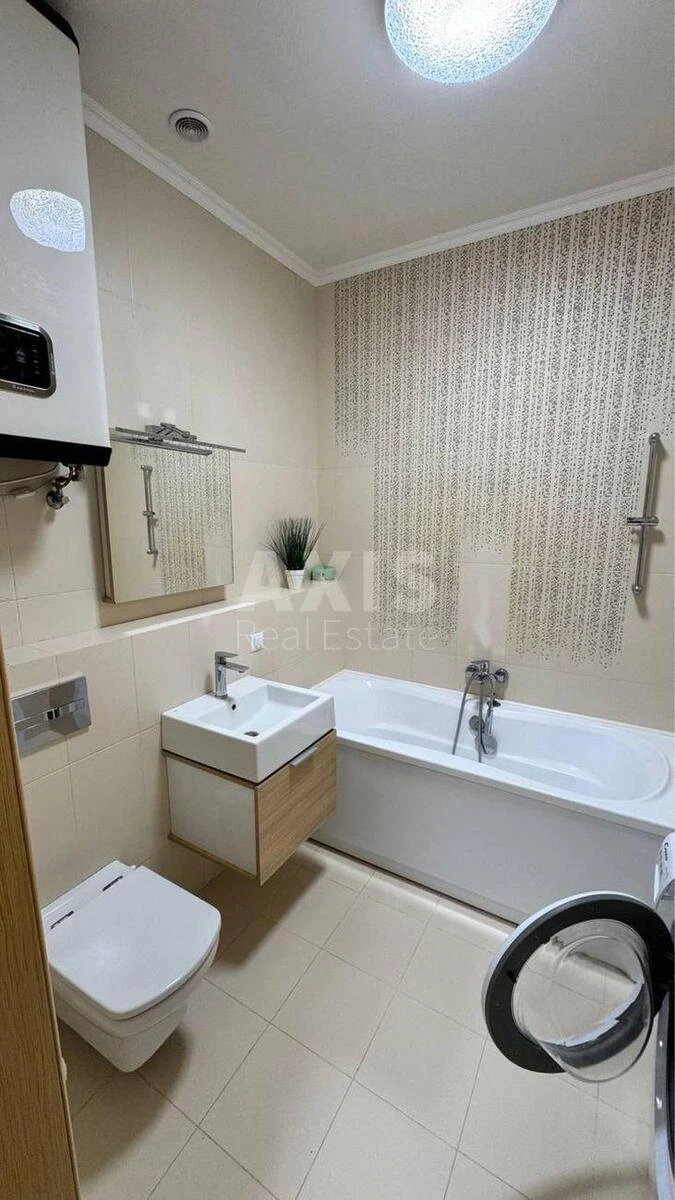 1k apartment nab. Dniprovs'ka 14685944
