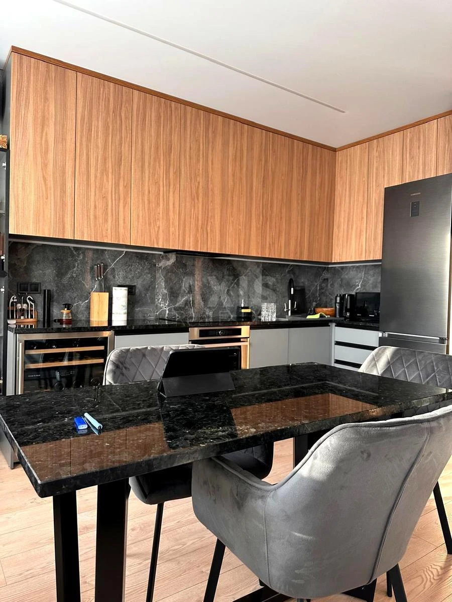 2k apartment vul. Saljutna 2Б631446