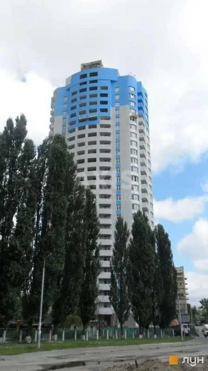 1k apartment vul. Revuc'kogo 7В6907717
