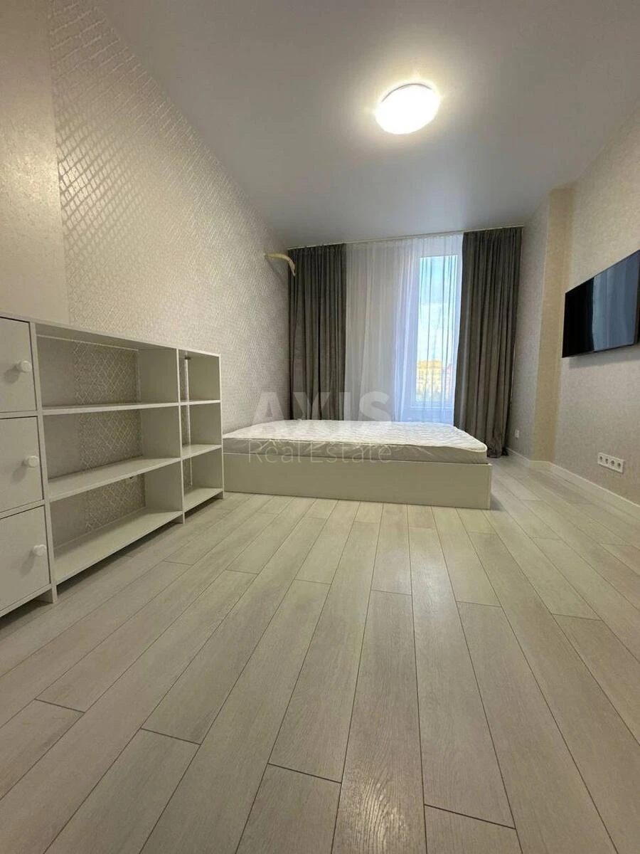 1k apartment pr-t Sobornosti 17637249