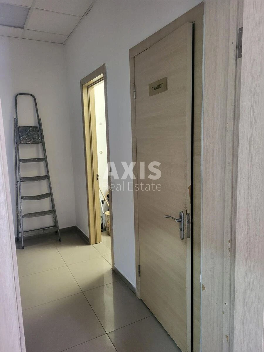 Trade object vul. Inzhenera Borodina 6, 40m2561131