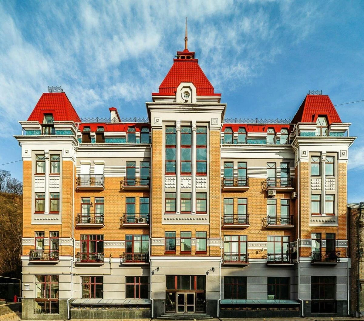 Office vul. Vozdvyzhens'ka 21/23, 136m26721512