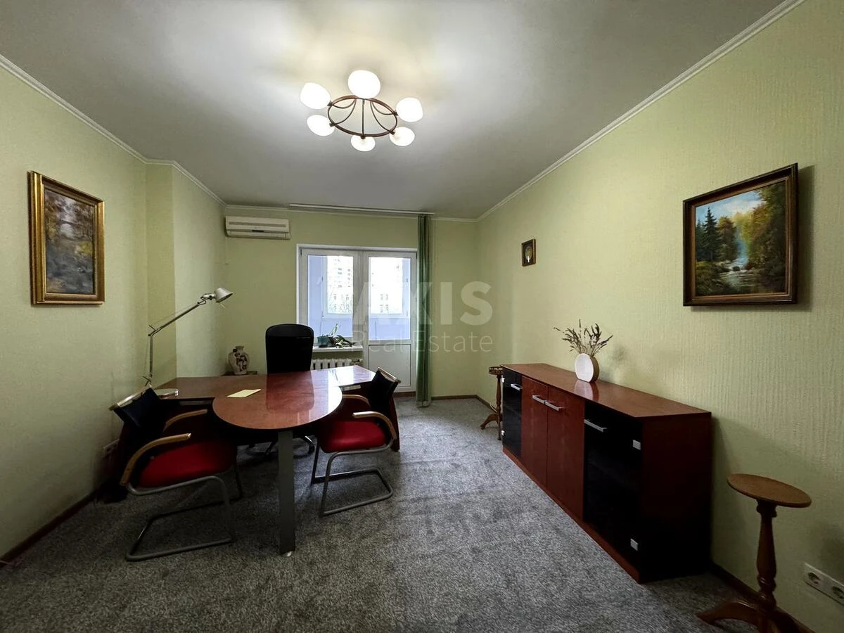 Офис ул. Срибнокильская 2А, 137м2689207