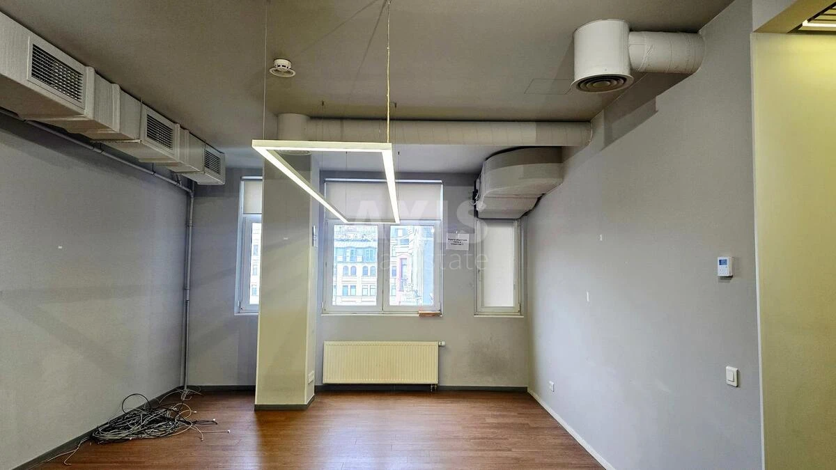 Office vul. Spas'ka 7, 522m2704994