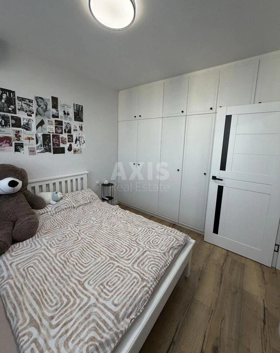 2k apartment vul. Strokacha Tymofija 9702804