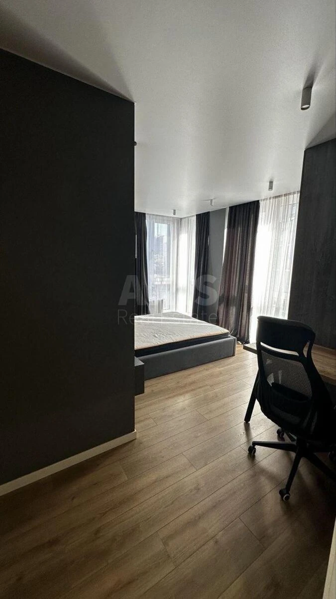 3k apartment vul. Zarichna 4, корп. 1715722