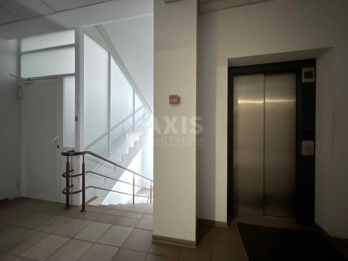 Office vul. Saksagans'kogo 3, 300m26758417