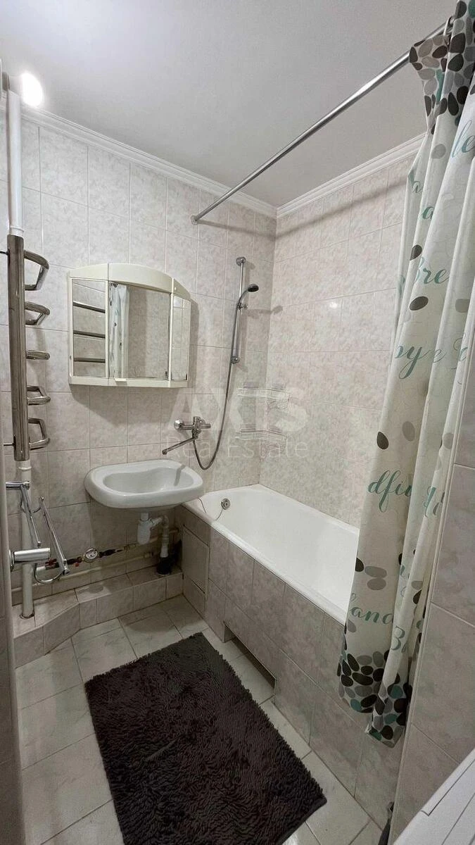 2k apartment vul. Poljarna 8Е6384510