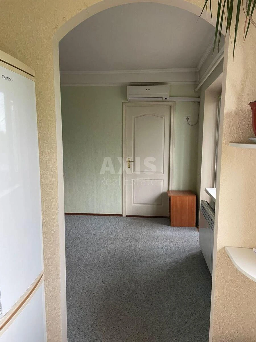 2k apartment vul. Budivel'nykiv 166405612