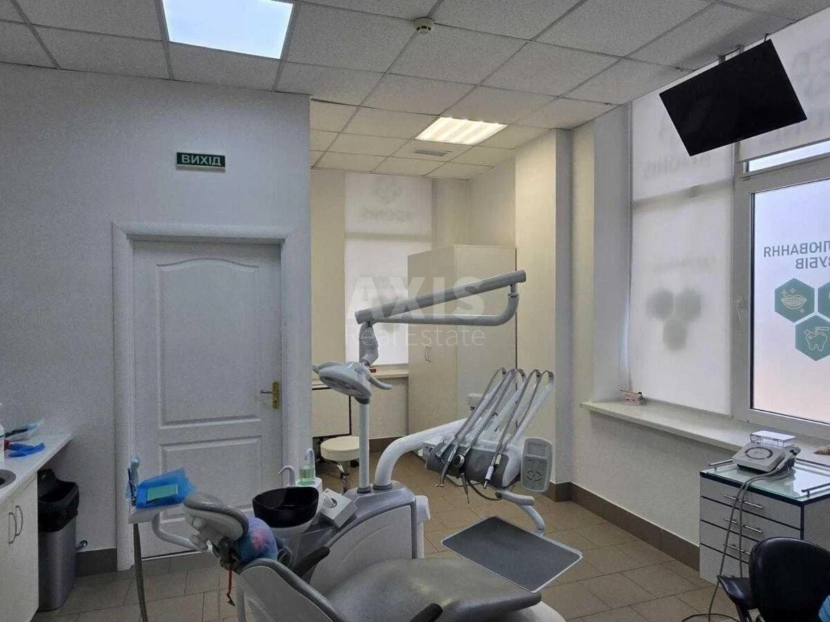 Trade object nab. Dniprovs'ka 26Г, 164m2673236