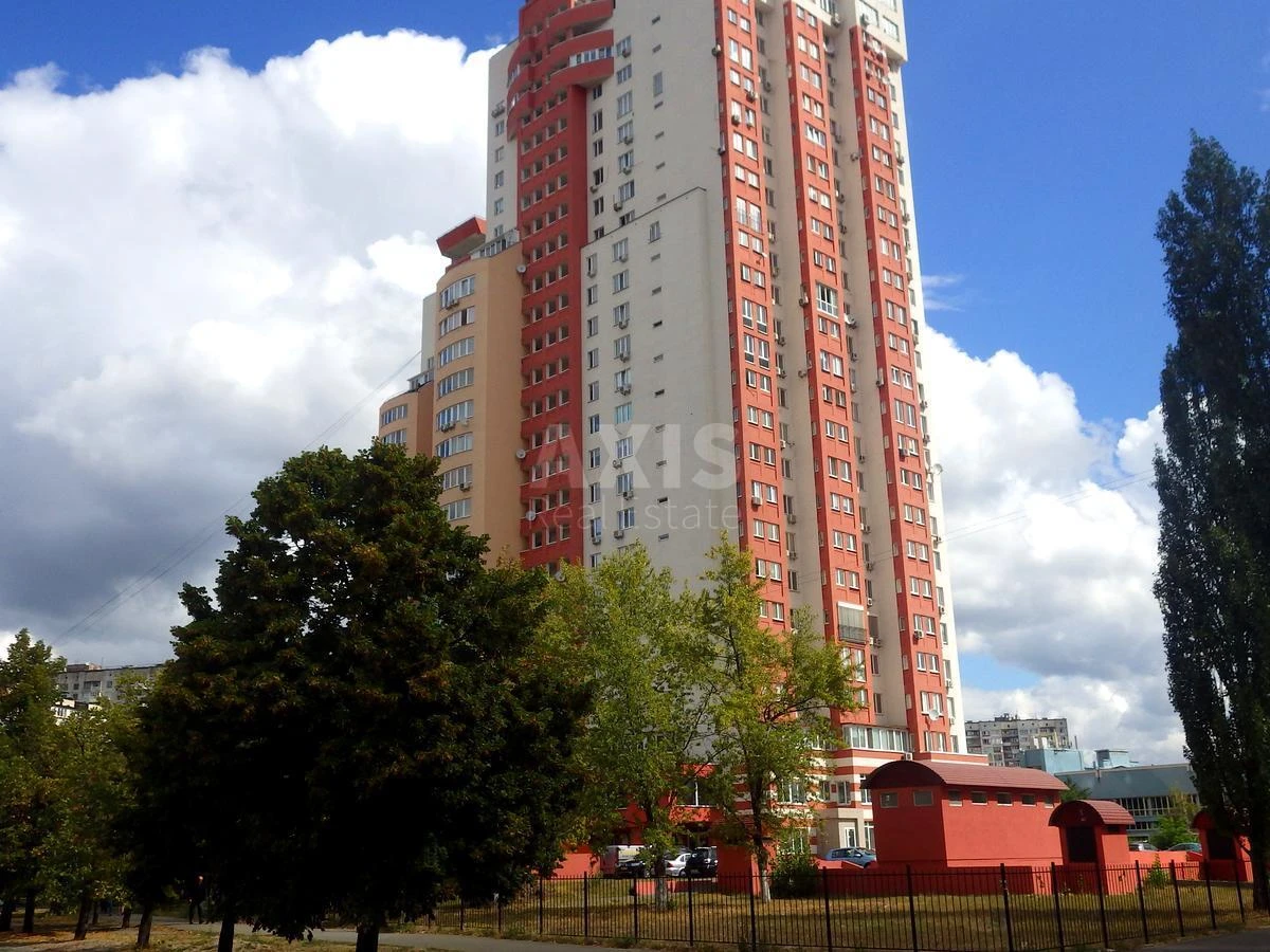 Офис пр-т Тычины Павла 18Б, 432м26926821