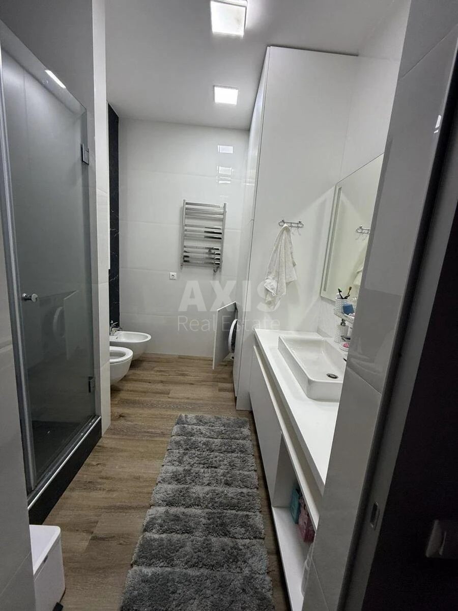3k apartment vul. Preobrazhens'ka 8Б7082619