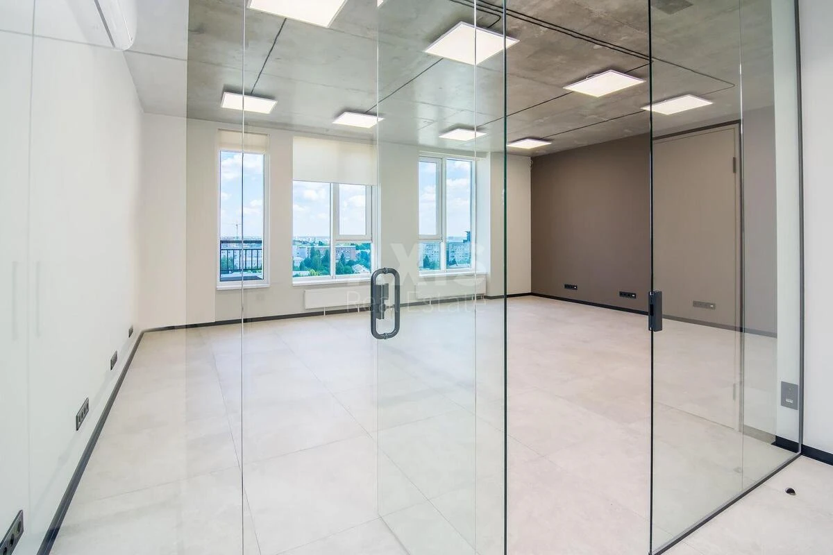 Office vul. Kudri Ivana 26, 140m2670065