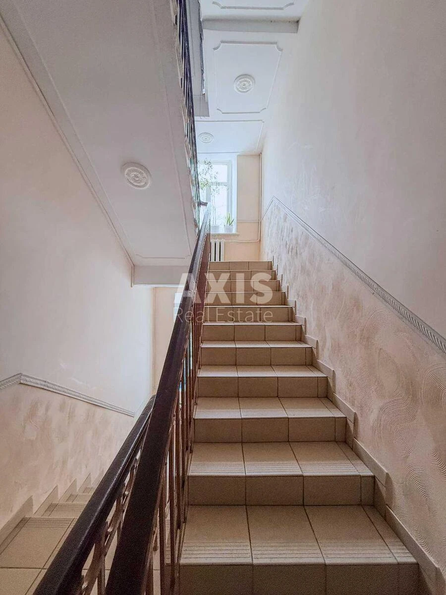 Office vul. Novonavodnytska Seven A, 48m2690639
