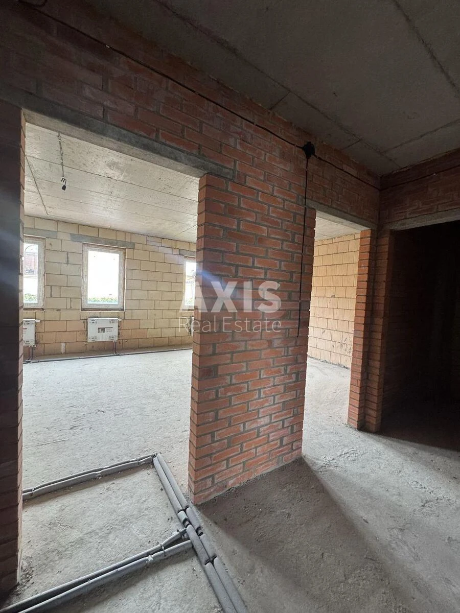 Дoм ул. Редчинская, 274м2, город Киев675104