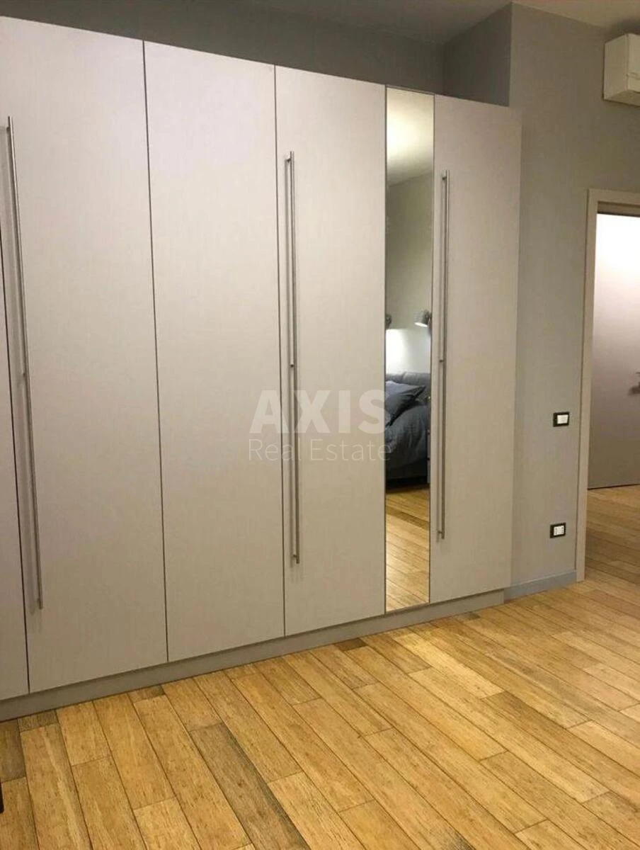3k apartment vul. Jevgena Konoval'cja 32Г7066610