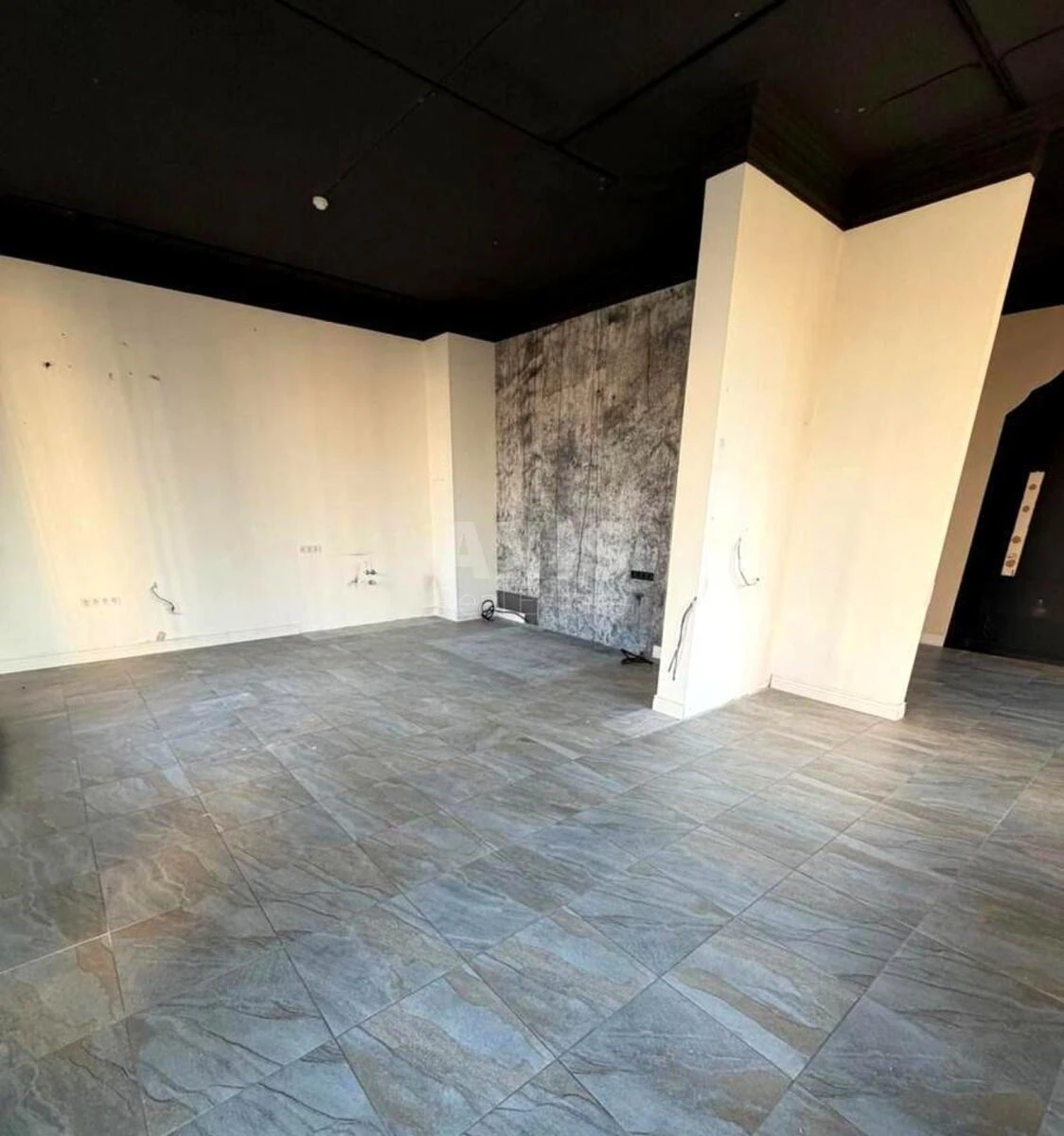 Trade object nab. Dniprovs'ka 16Д, 100m2658972