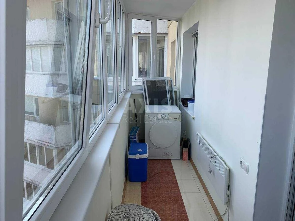 3k apartment vul. Bal'zaka Onore de 4А642616