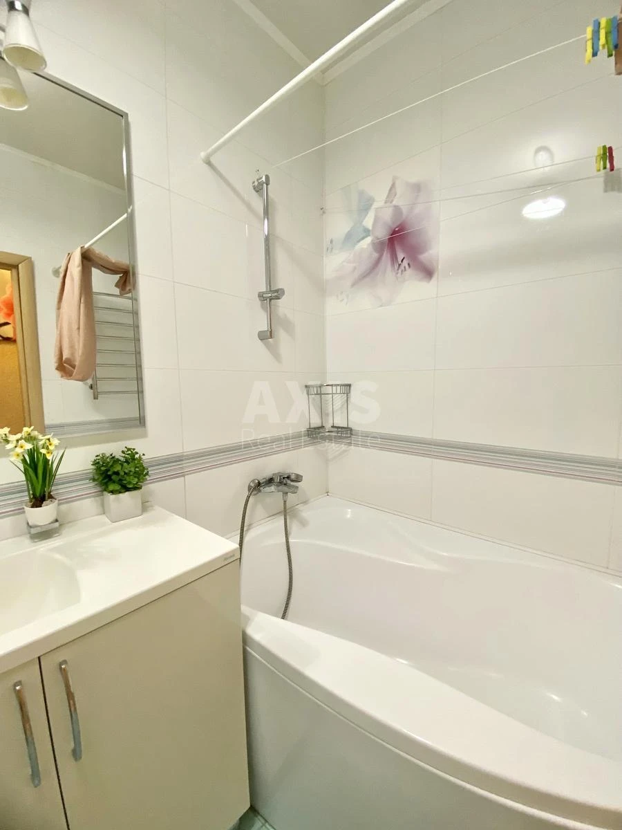 2k apartment vul. Shovkovychna 13/27037510