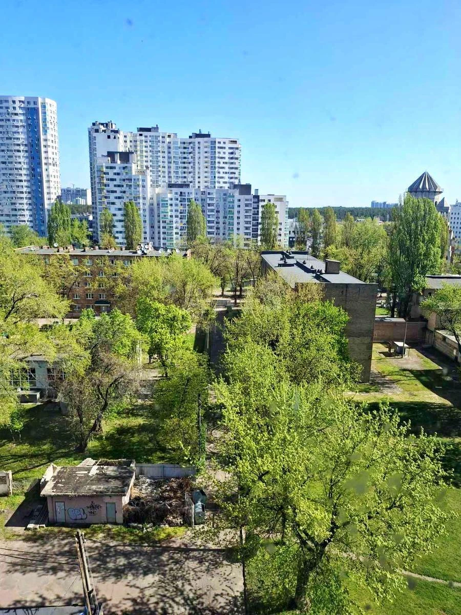 1k apartment vul. Kamianska 1236394712