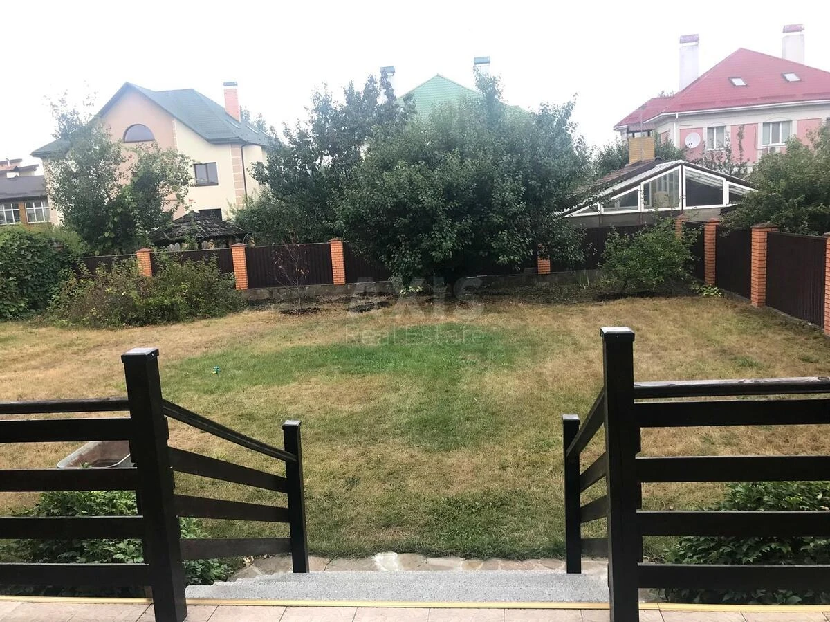 Дoм ул. Богатырская, 438м2, город Киев704253