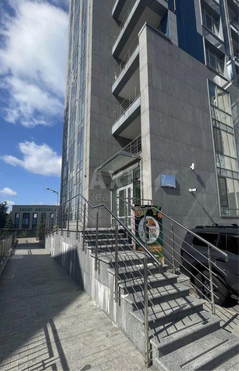 Объект торговли ул. Джона Маккейна 7, 334м260006