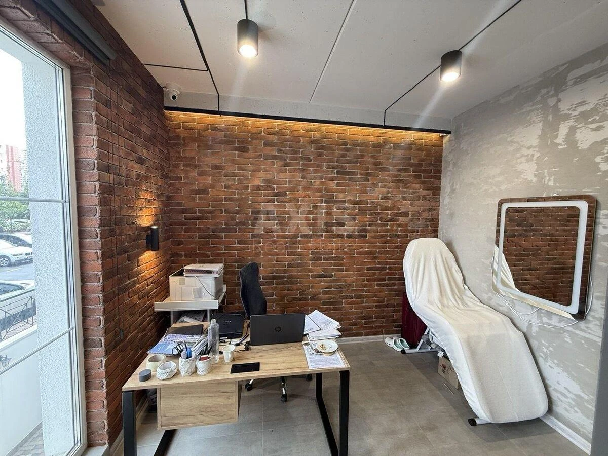 Office vul. Myhajla Maksymovycha 26, 43m2710316