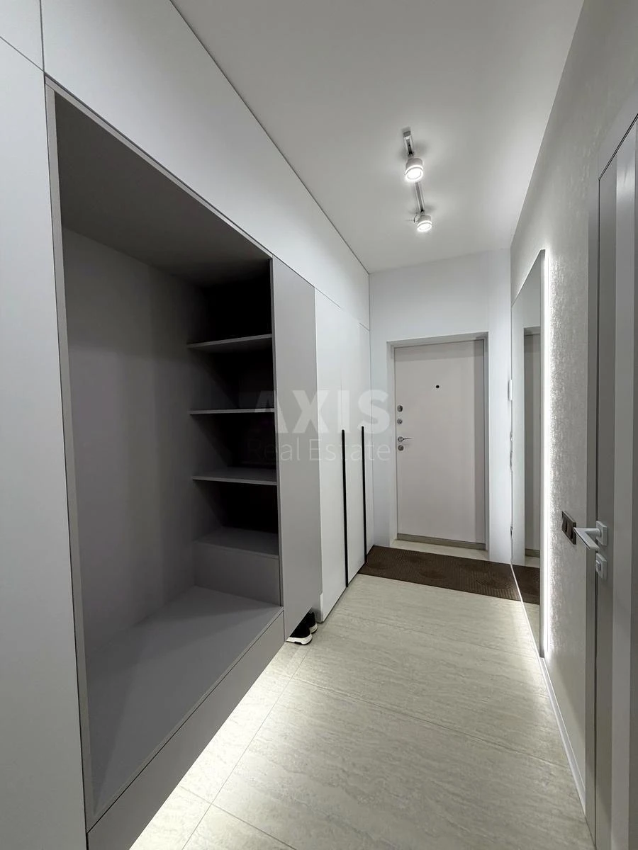 1k apartment vul. Prychal'na 106765216