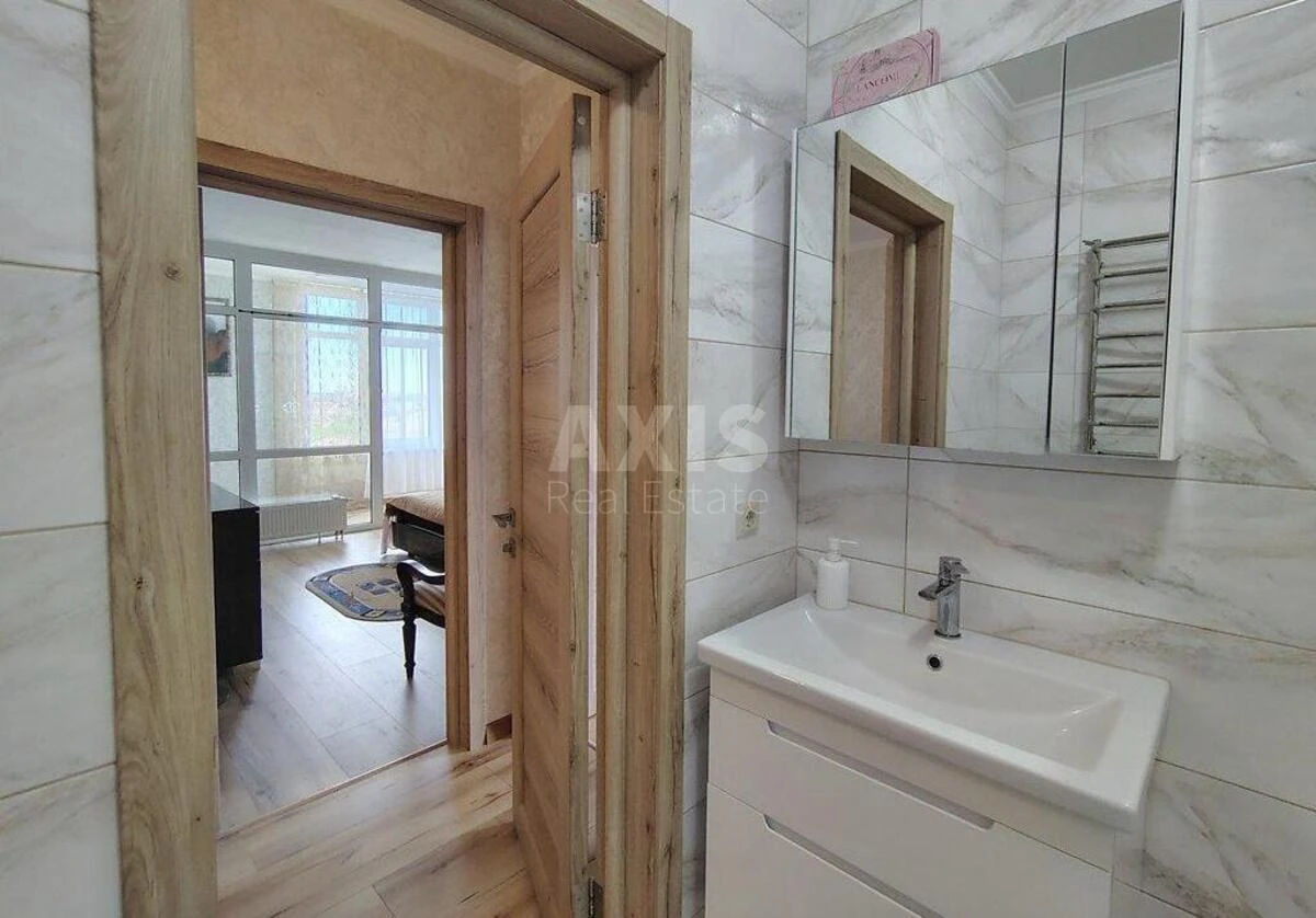 2k apartment vul. Sverstjuka Jevgena 4694278