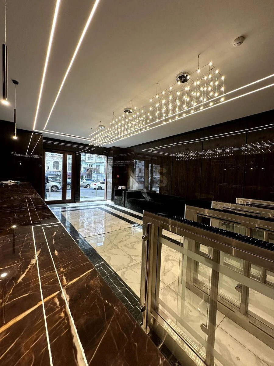 Office vul. Saksagans'kogo 80, 563m2667608