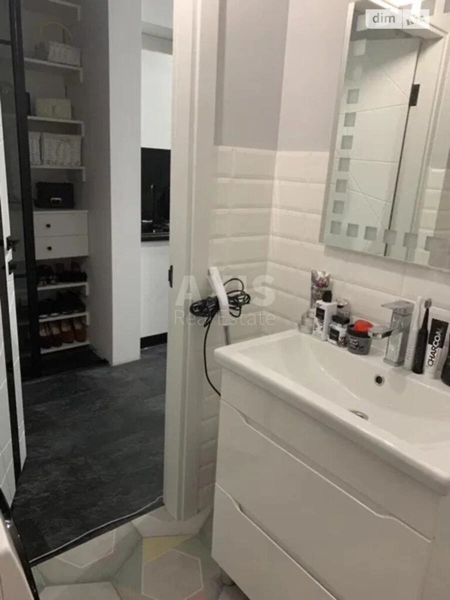 1k apartment vul. Lypy Jurija 6667808