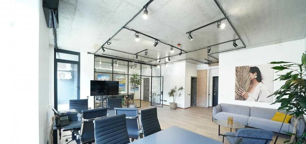 Office vul. Fedorova Ivana 2А, 72m2683604