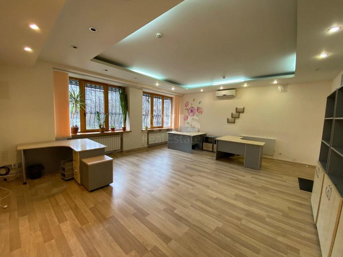 Office bul. Darnyc'kyj 5, 41m2648760