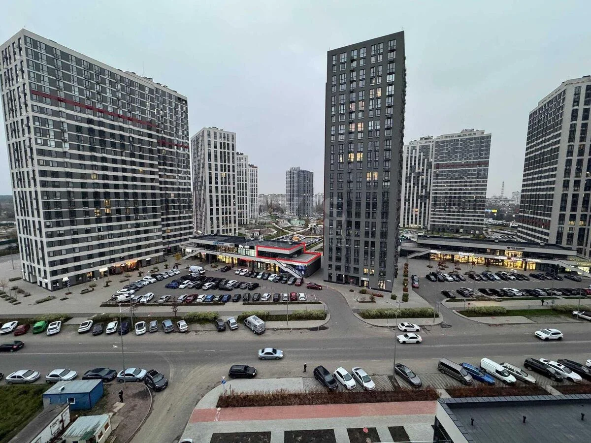 Об'єкт торгівлі вул. Олександра Олеся 10А, 192м2