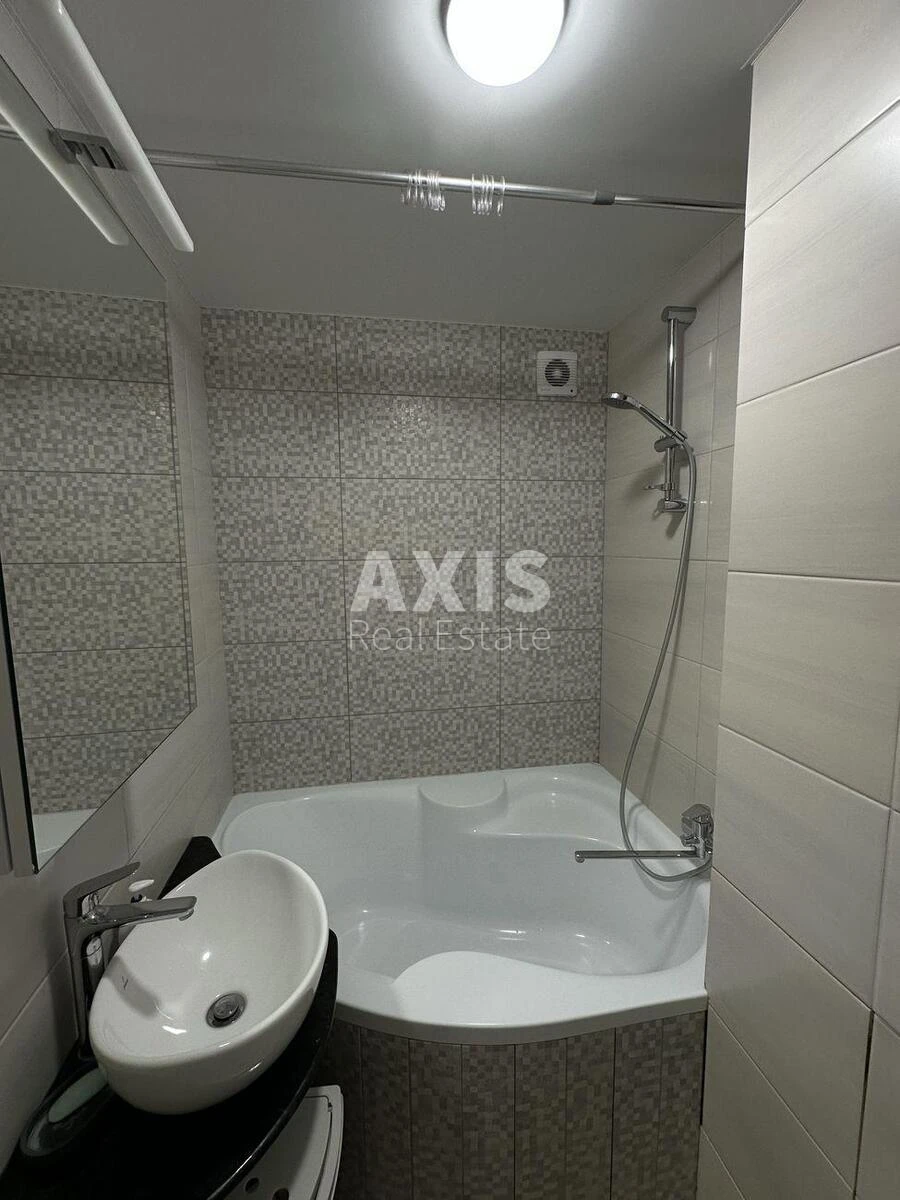 2к квартира Олега Мудрака ул. 416306114