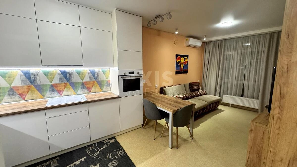 1k apartment vul. Rajduzhna 5663253