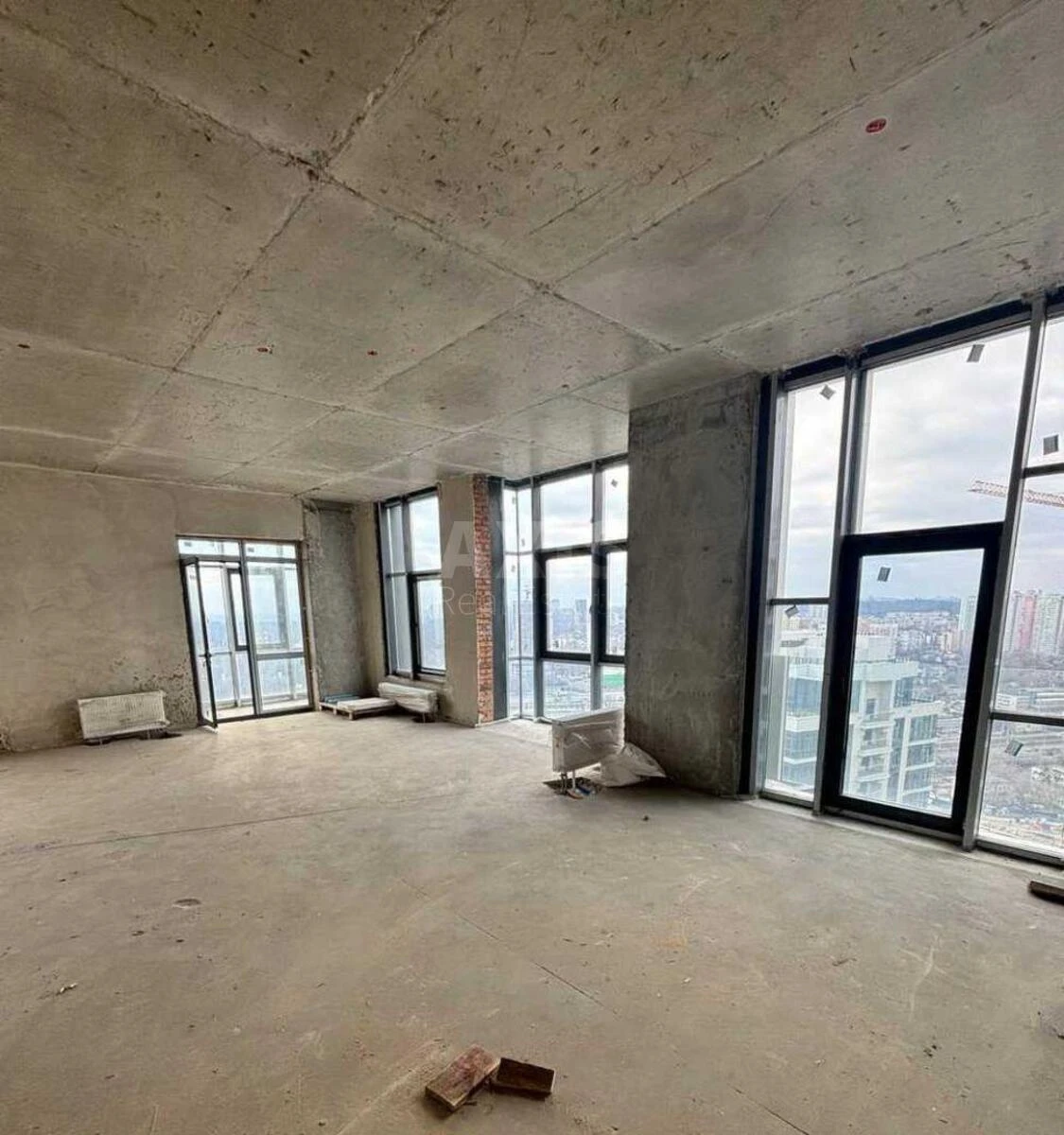 4к квартира ул. Драгомирова Михаила 17Б590569