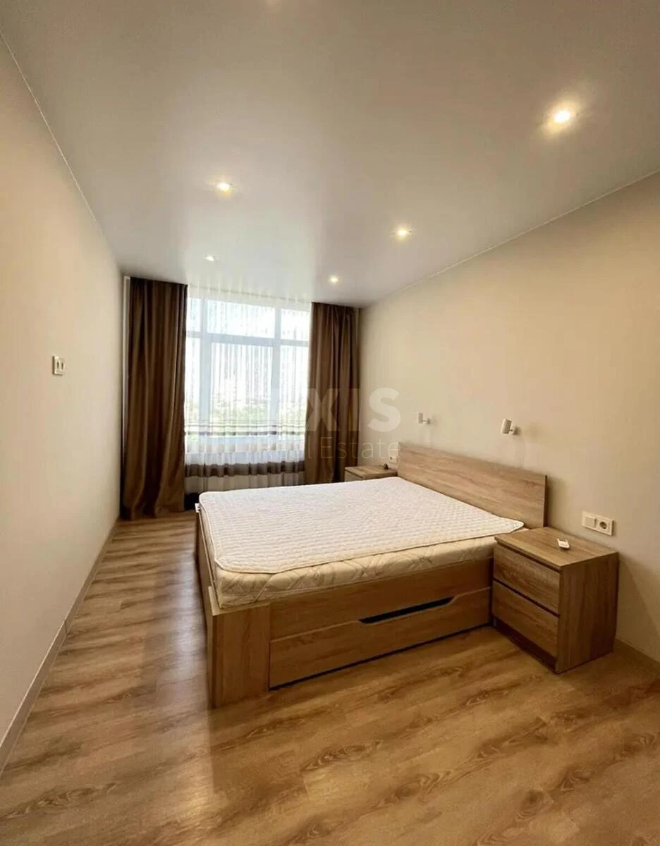 1k apartment vul. Sverstjuka Jevgena 6Д603762